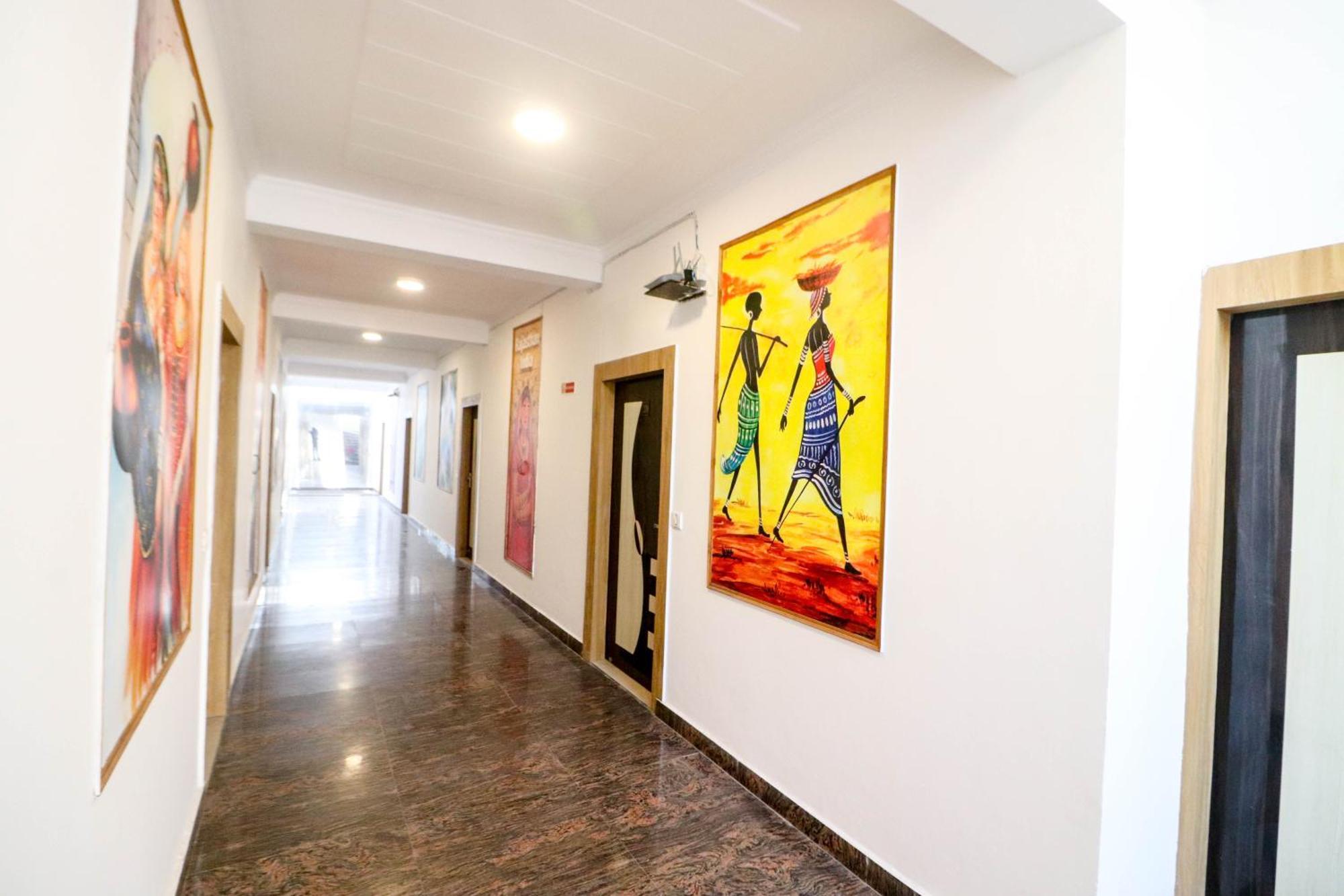Hotel Stay Villa Delhi Airport Nuova Delhi Esterno foto